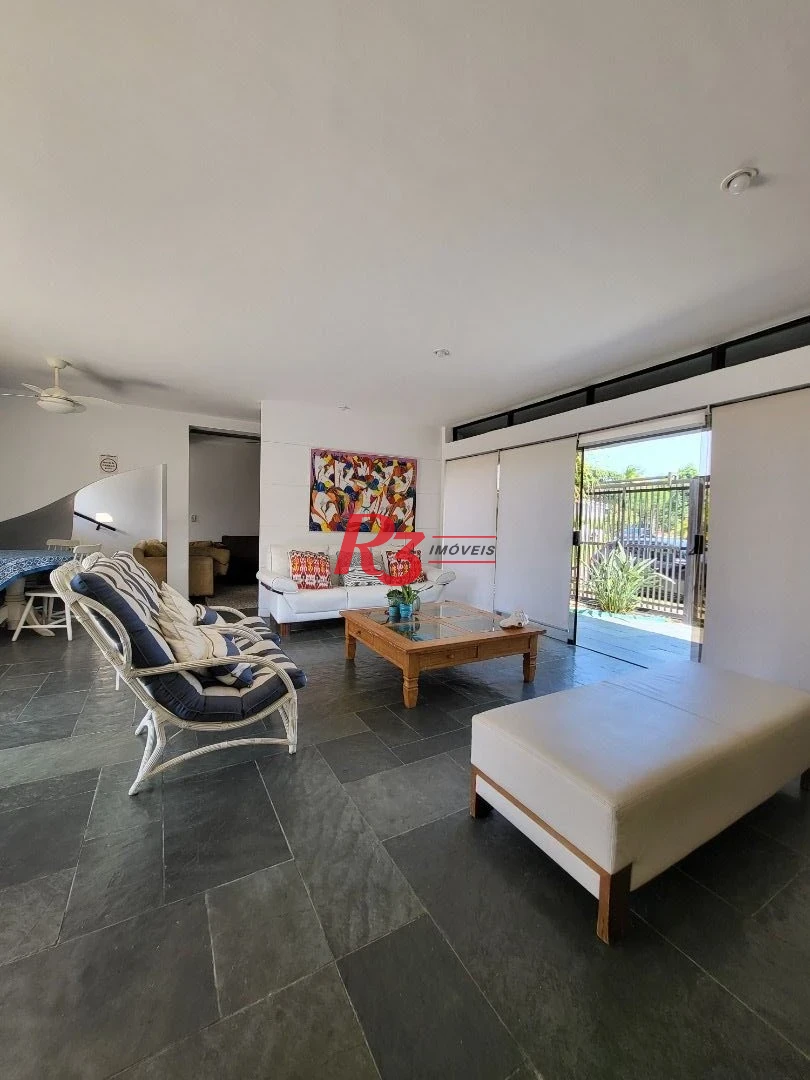 Sobrado com 6 dormitórios à venda, 263 m² - Jardim Virginia - Guarujá/SP