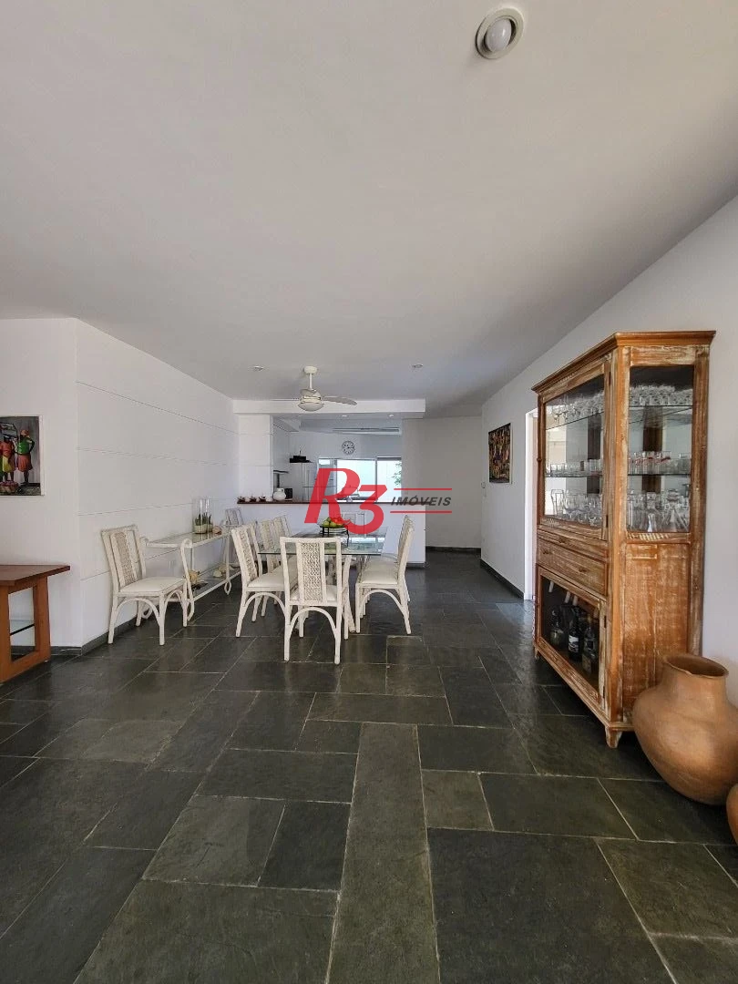 Sobrado com 6 dormitórios à venda, 263 m² - Jardim Virginia - Guarujá/SP