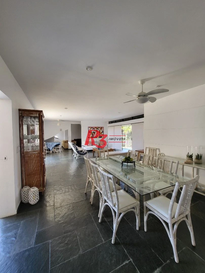 Sobrado com 6 dormitórios à venda, 263 m² - Jardim Virginia - Guarujá/SP