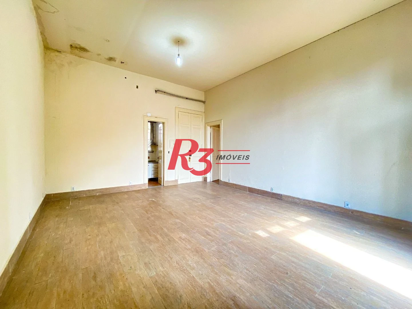 Salão para alugar, 175 m²  - Centro - Santos/SP