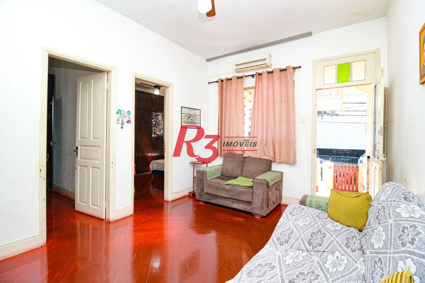 Ótima casa espaçosa com 210m² na Vila Belmiro