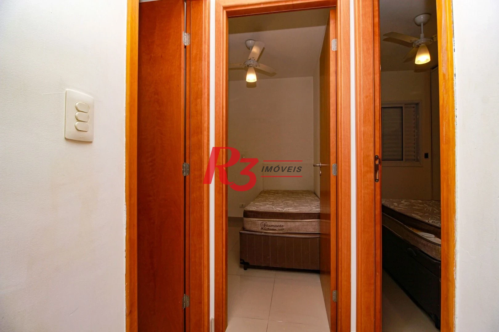 Apartamento com 2 dormitórios à venda, 58 m² por R$ 511.000,00 - Vila Matias - Santos/SP