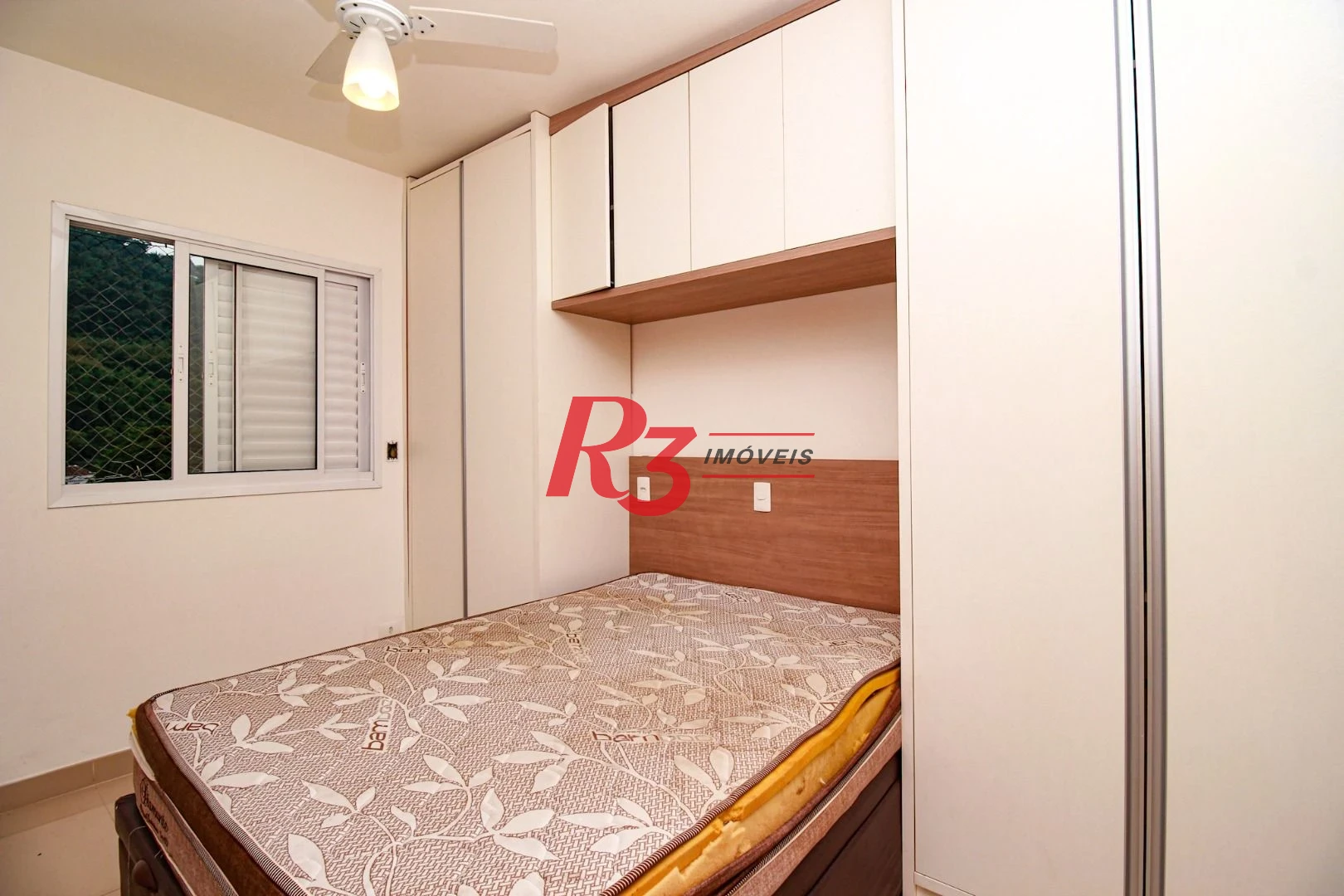 Apartamento com 2 dormitórios à venda, 58 m² por R$ 511.000,00 - Vila Matias - Santos/SP