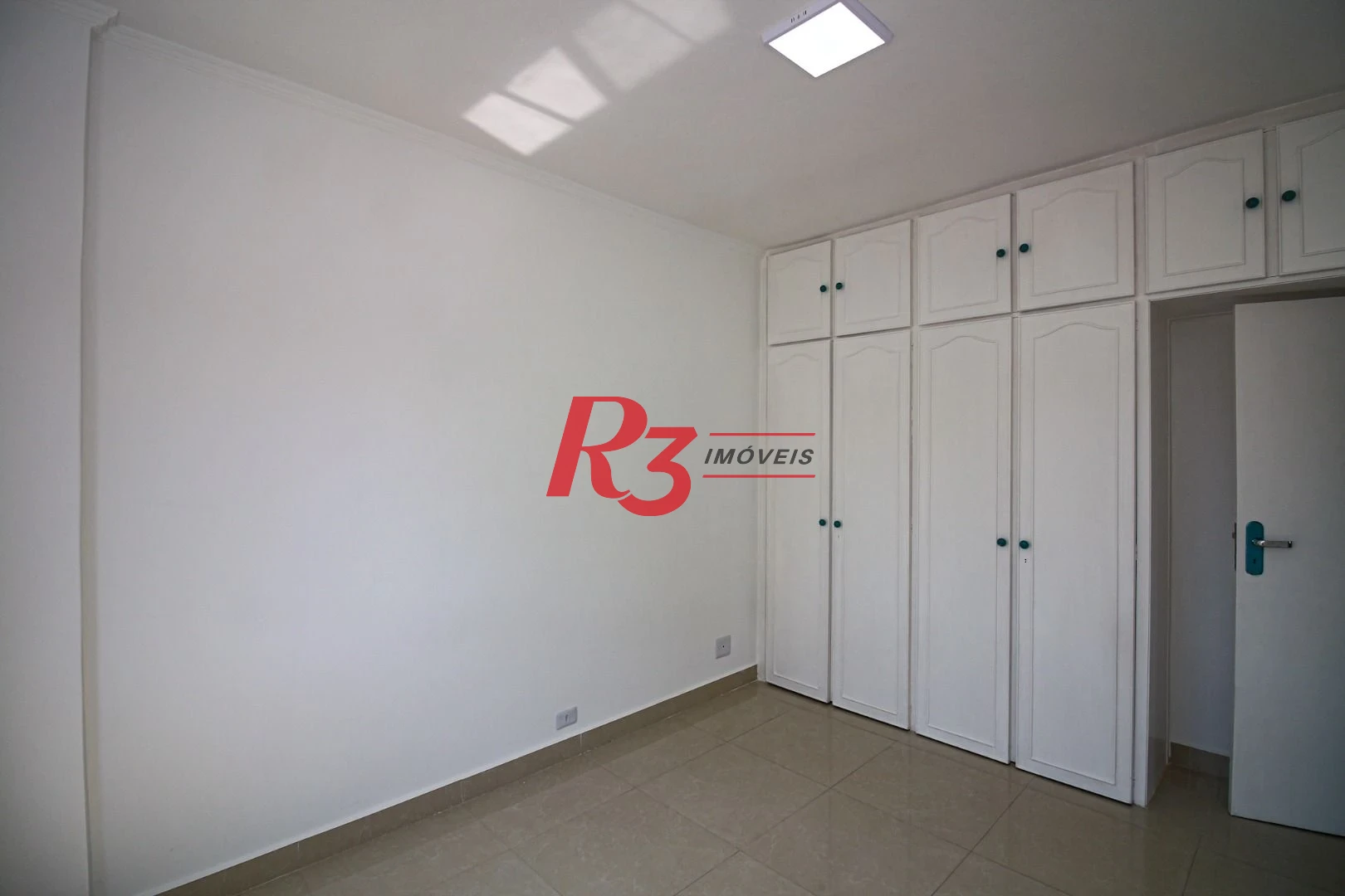 Apartamento para alugar, 108 m² por R$ 6.000,00/mês - Boqueirão - Santos/SP