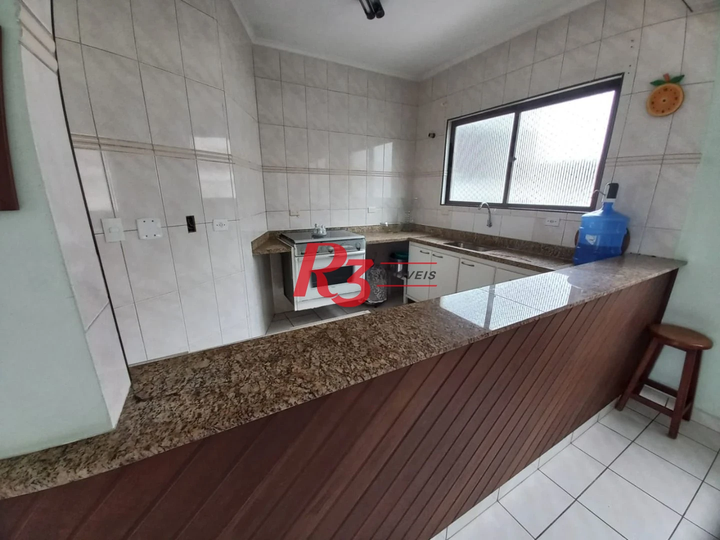 Casa com 5 dormitórios à venda, 330 m² - Embaré - Santos/SP