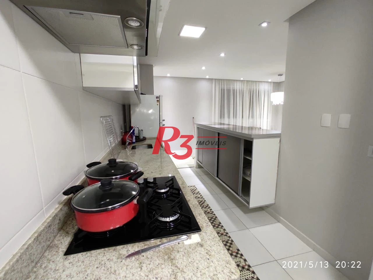 Apartamento com 2 dormitórios à venda, 75 m² por R$ 850.000,00 - José Menino - Santos/SP