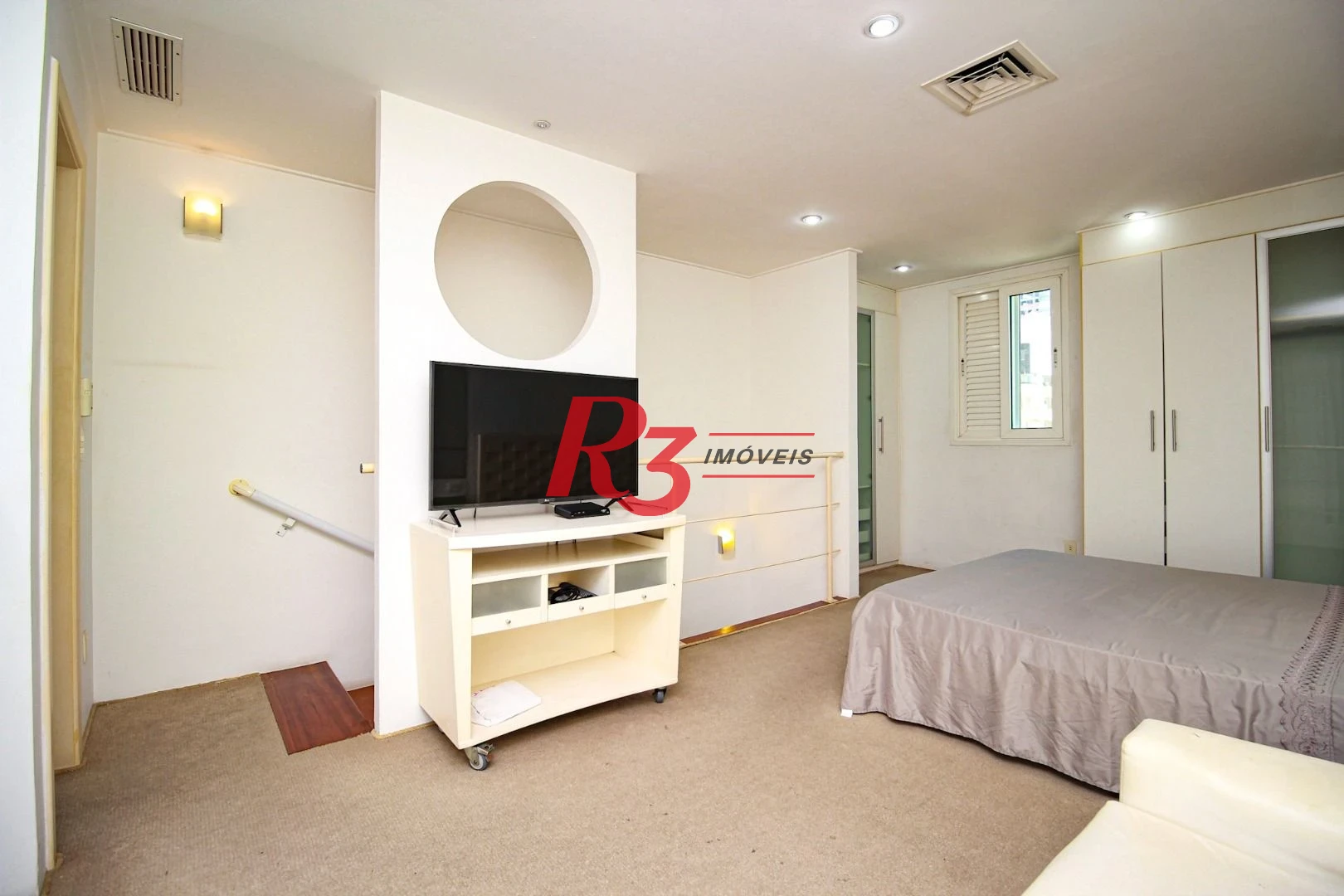 Loft com 1 dormitório à venda, 69 m² - Gonzaga - Santos/SP