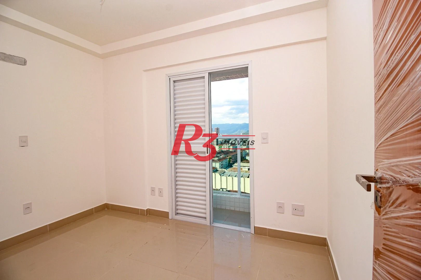 Apartamento com 2 dormitórios à venda, 53 m² por R$ 815.000,00 - Embaré - Santos/SP