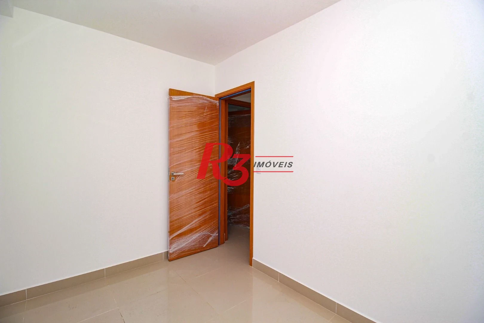 Apartamento com 2 dormitórios à venda, 53 m² por R$ 815.000,00 - Embaré - Santos/SP