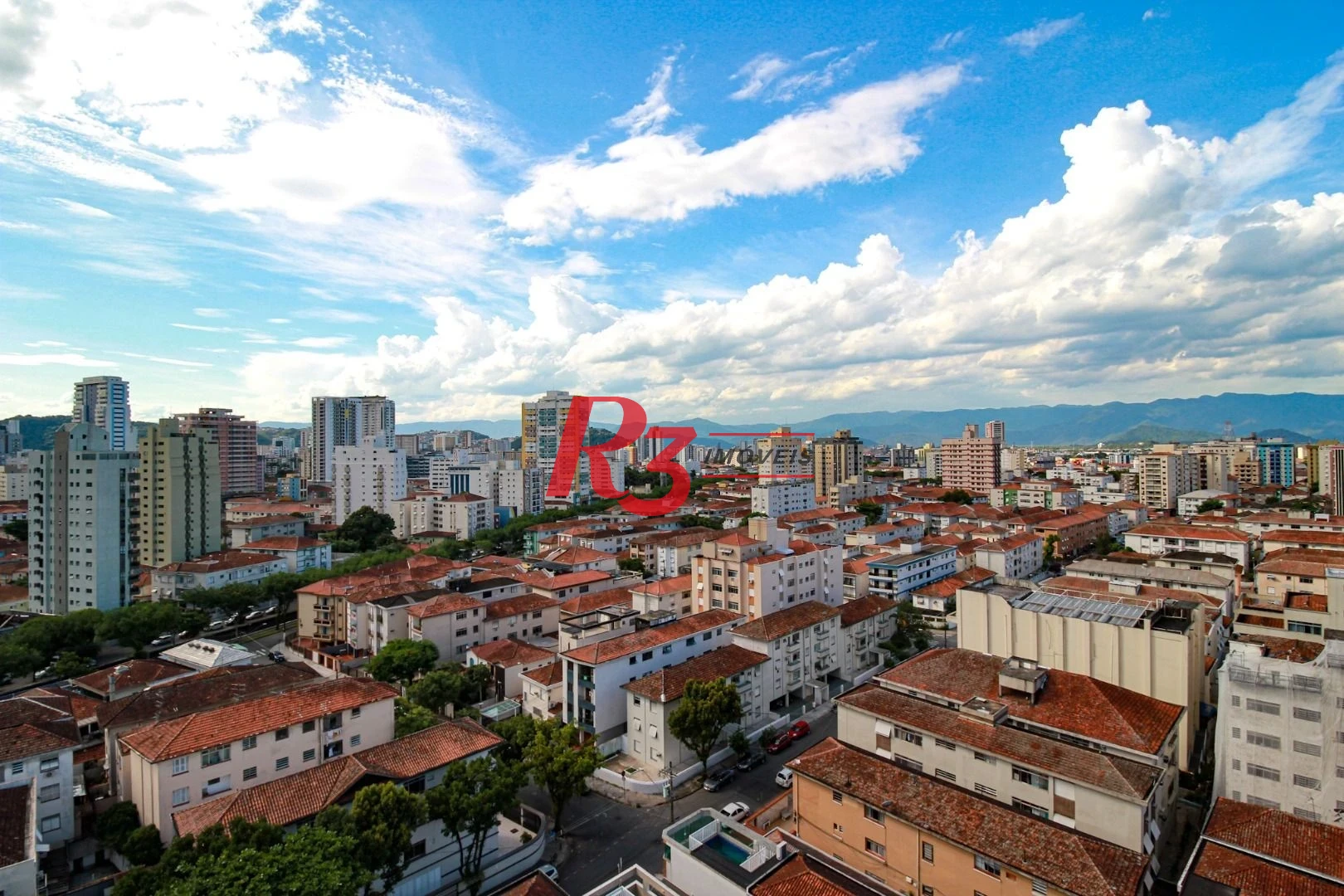 Apartamento com 2 dormitórios à venda, 53 m² por R$ 815.000,00 - Embaré - Santos/SP