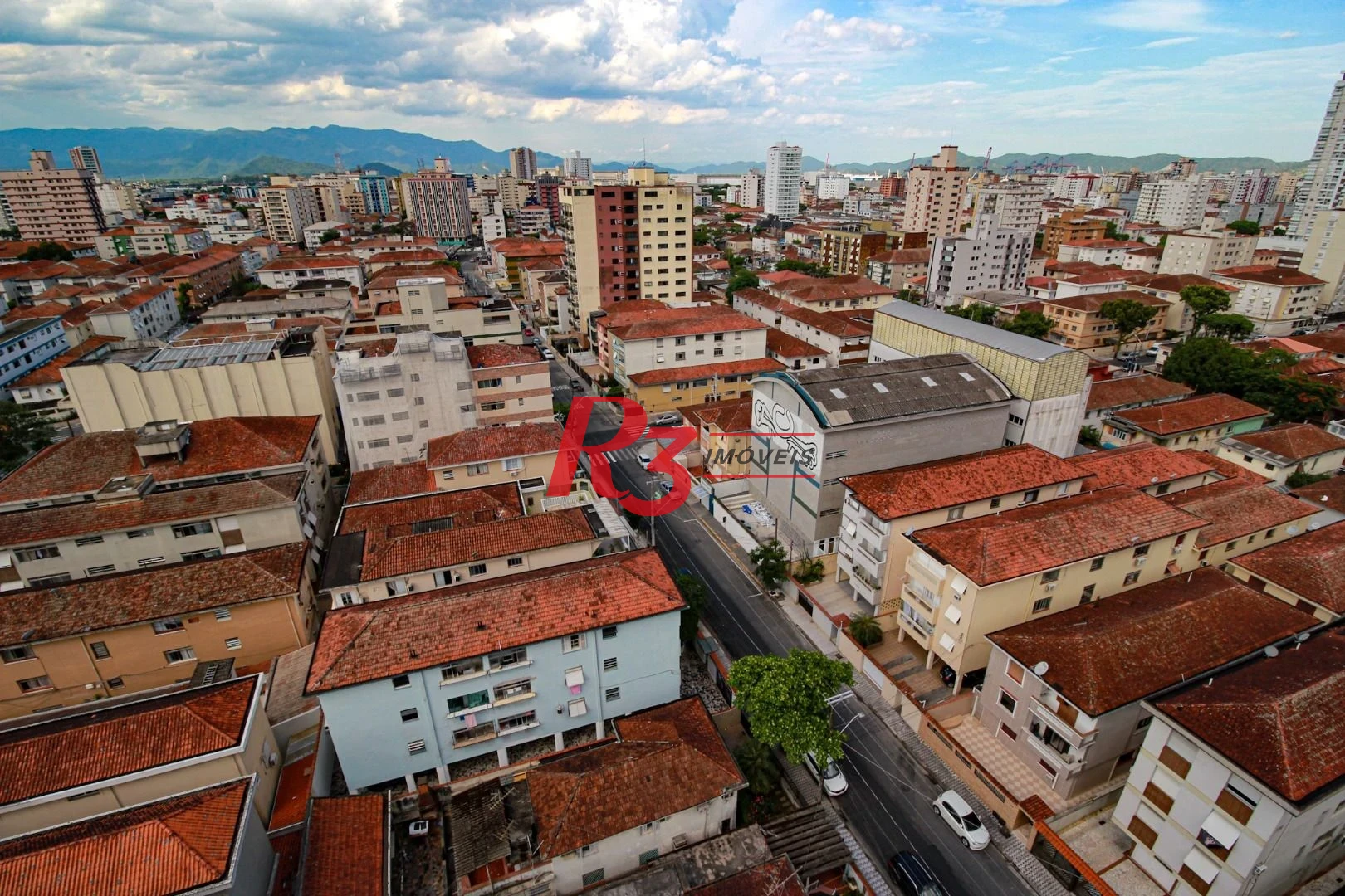 Apartamento com 2 dormitórios à venda, 53 m² por R$ 815.000,00 - Embaré - Santos/SP