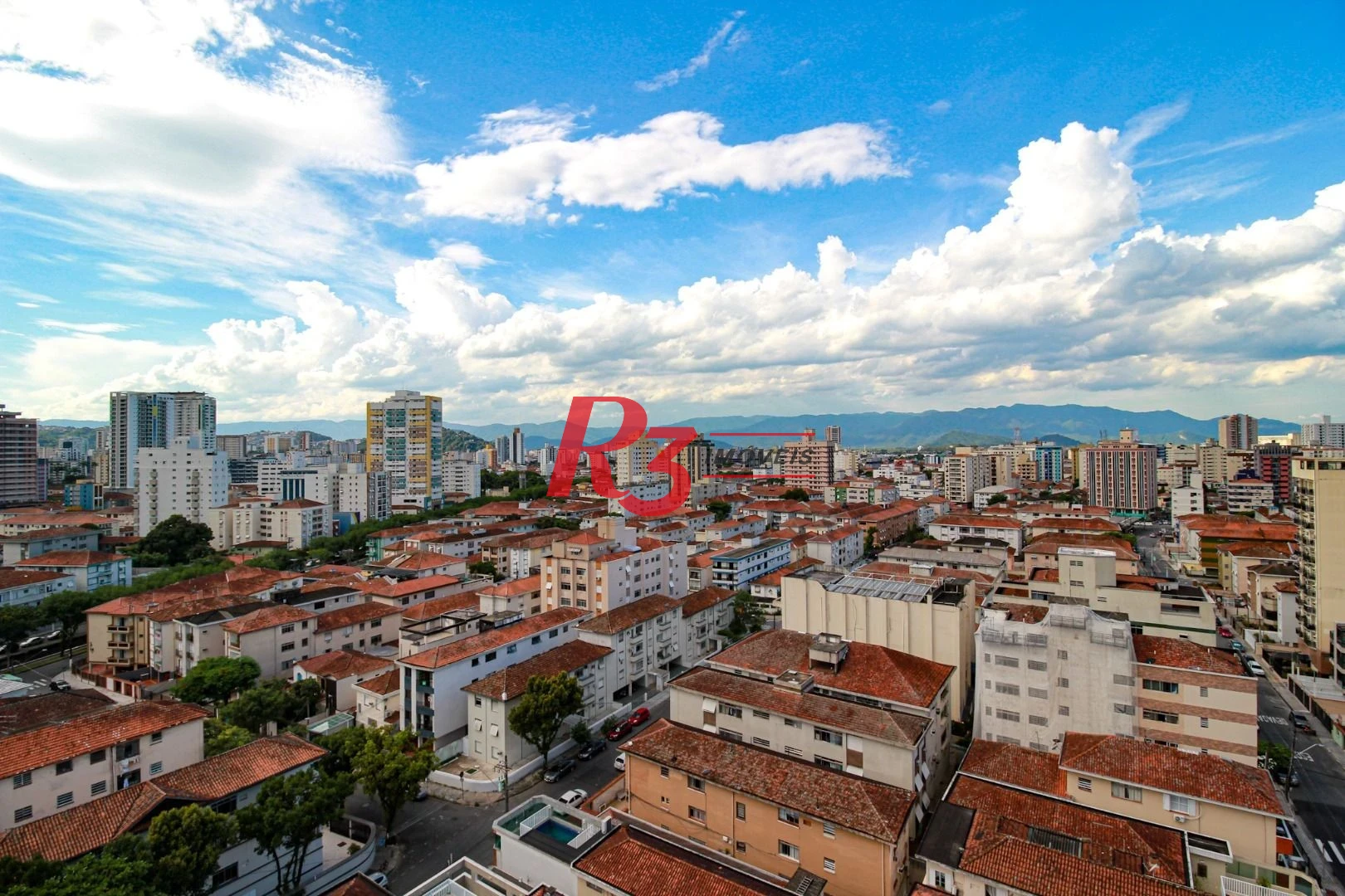 Apartamento com 2 dormitórios à venda, 53 m² por R$ 815.000,00 - Embaré - Santos/SP