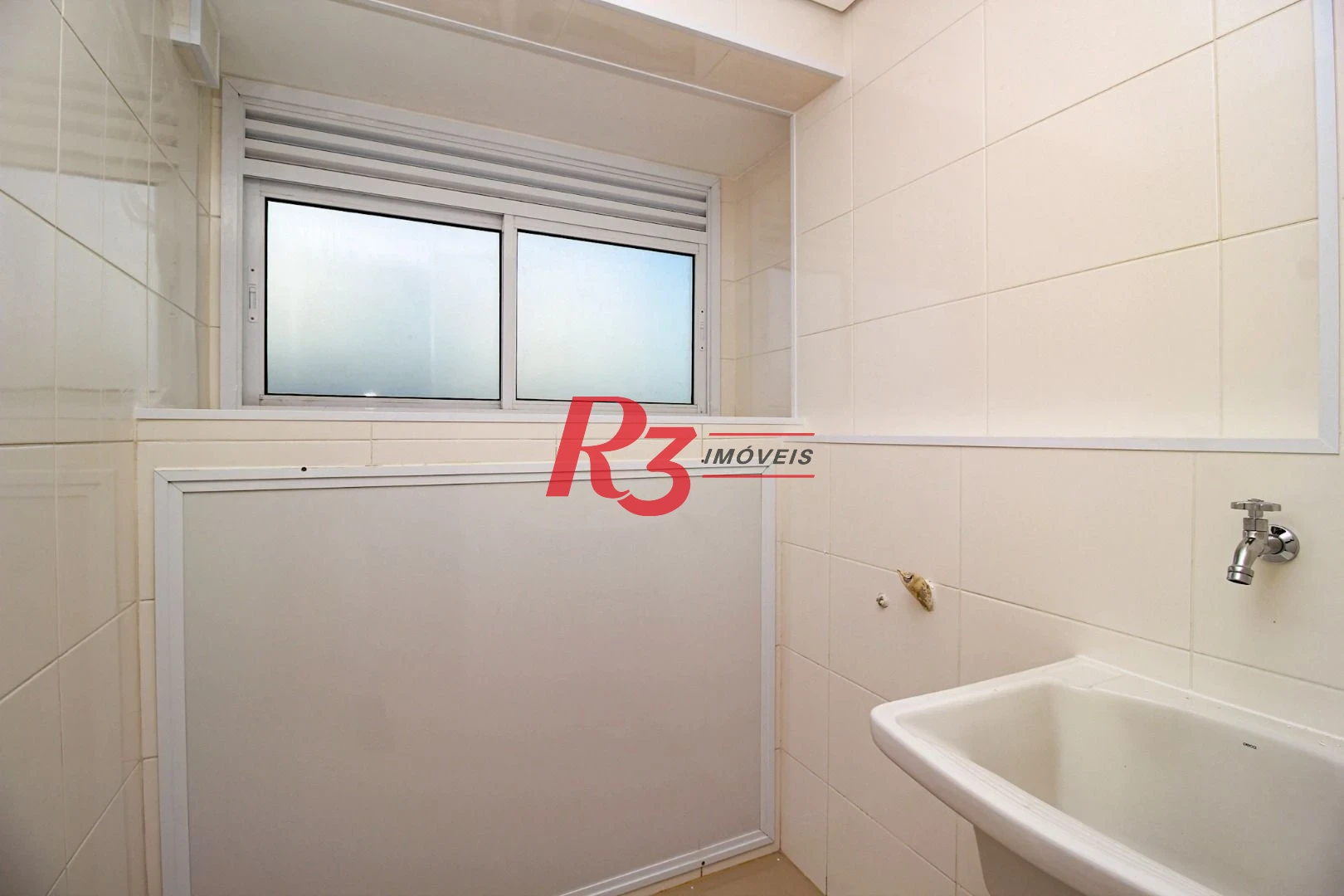 Apartamento com 2 dormitórios à venda, 53 m² por R$ 815.000,00 - Embaré - Santos/SP