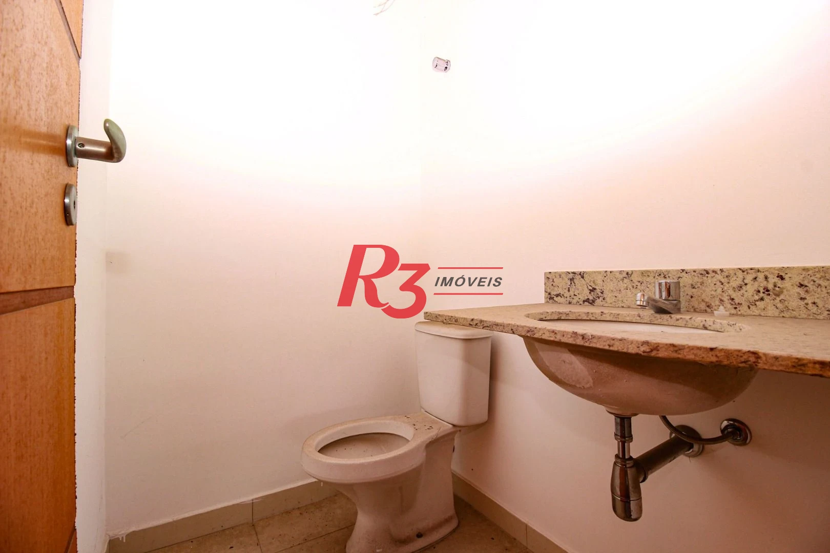 Sala, 150 m² - venda por R$ 900.000,00 ou aluguel por R$ 6.000,00/mês - Centro - Santos/SP