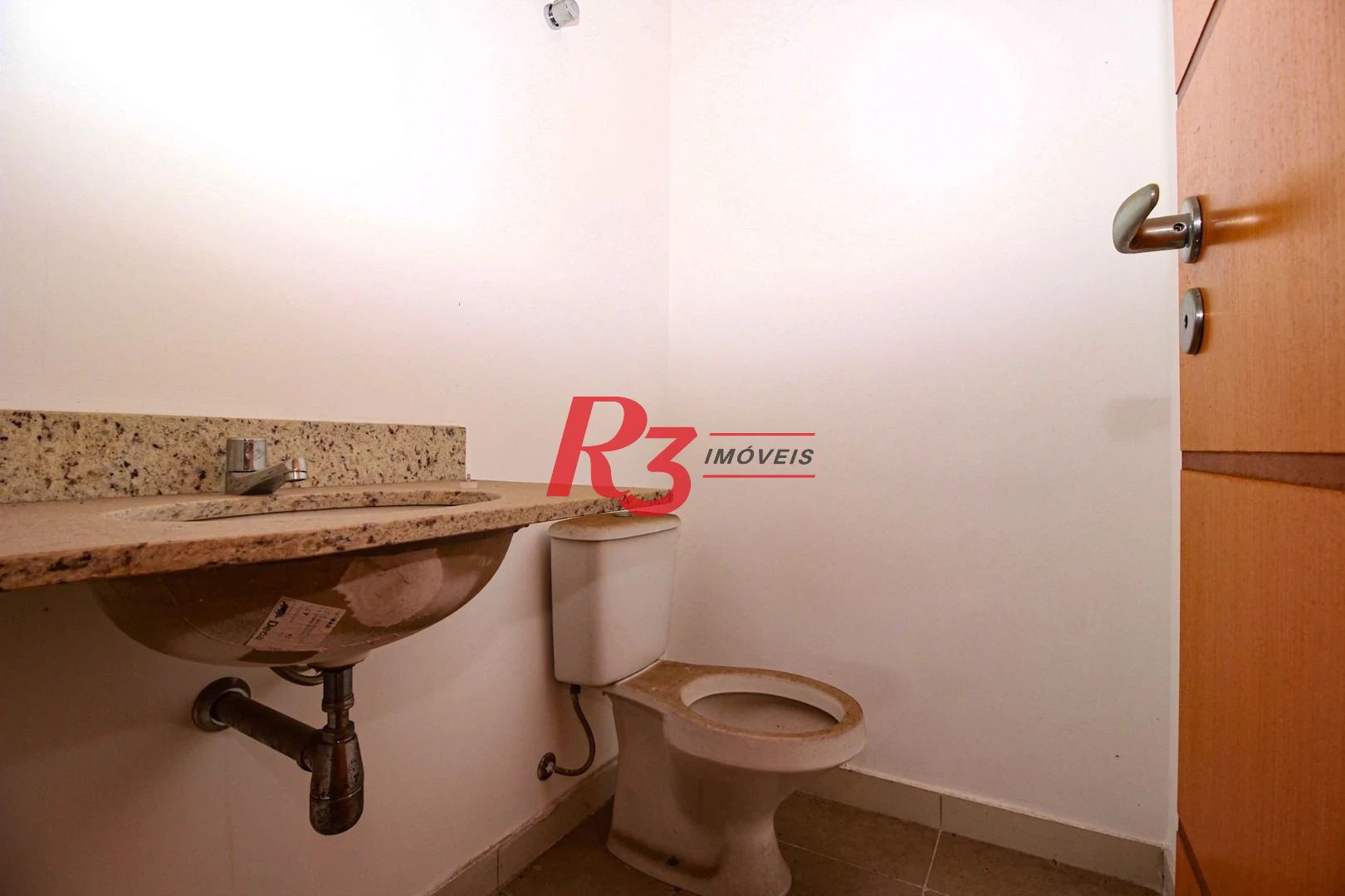 Sala, 150 m² - venda por R$ 900.000,00 ou aluguel por R$ 6.000,00/mês - Centro - Santos/SP
