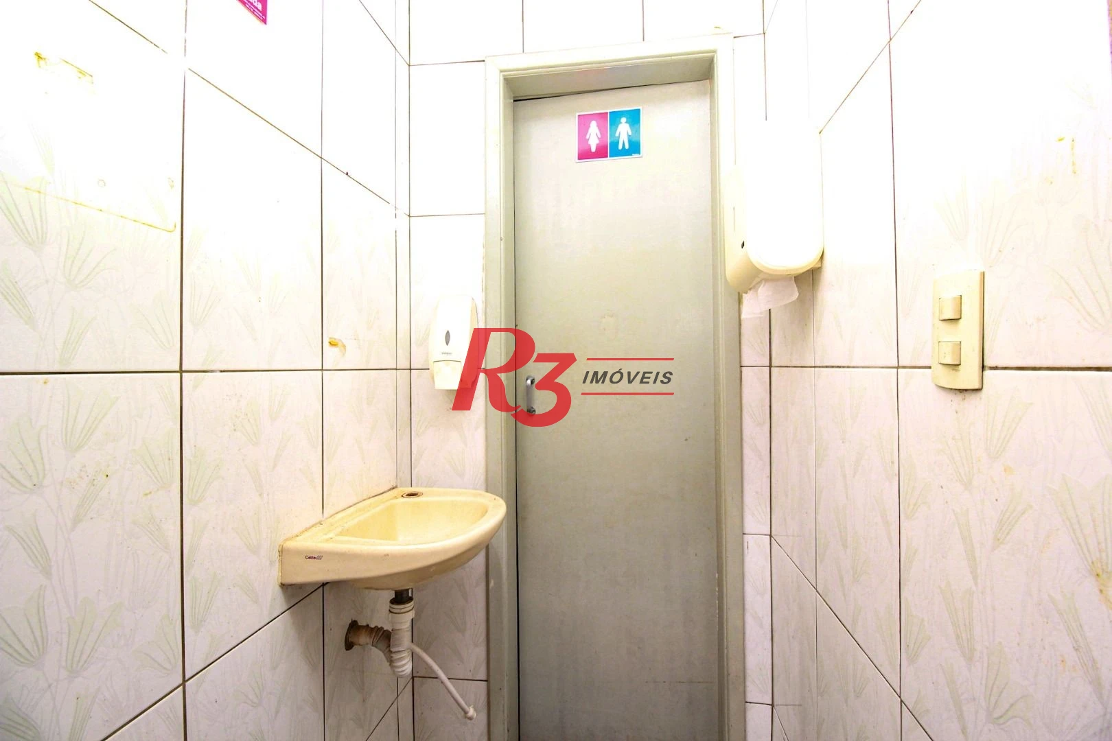 Loja para locação por R$ 3.000/mês - Centro - Santos/SP