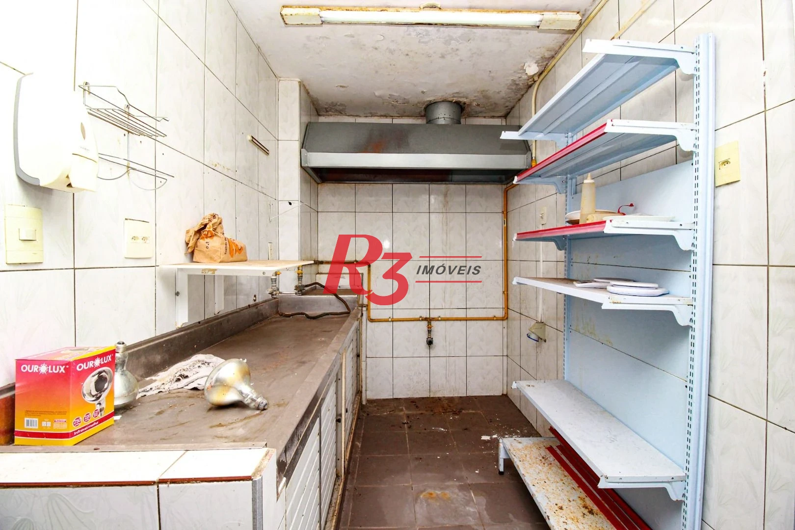 Loja para locação por R$ 3.000/mês - Centro - Santos/SP