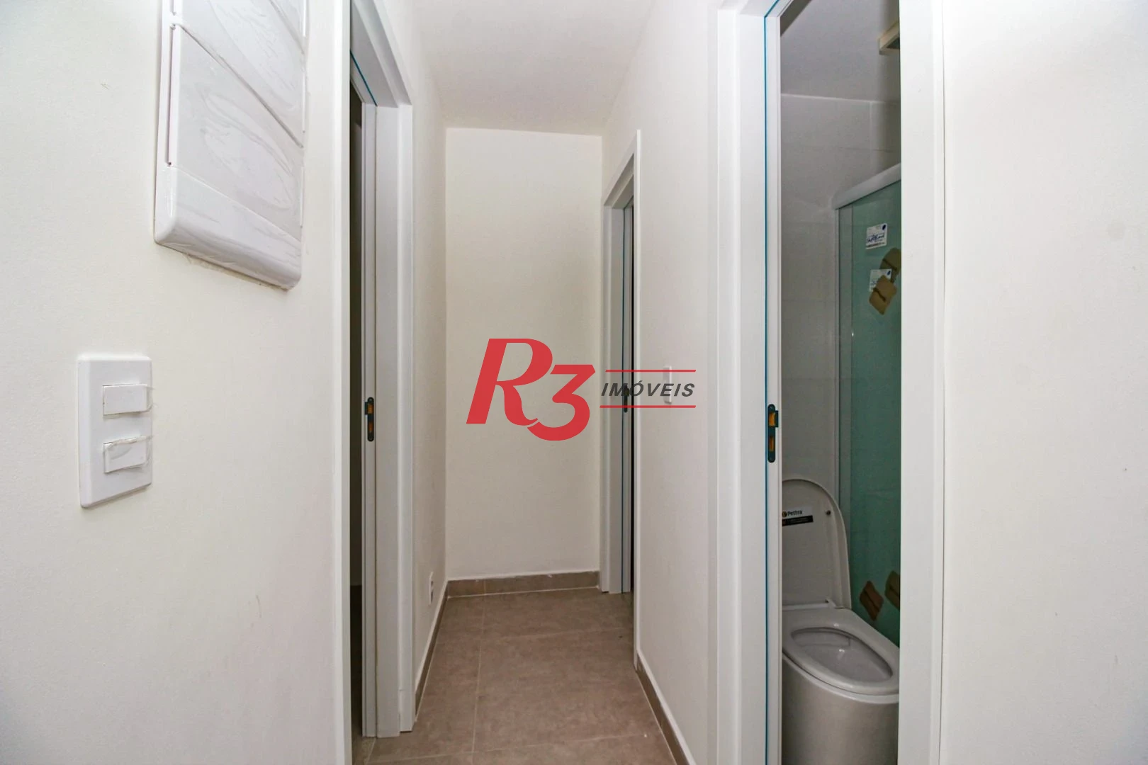 Apartamento com 2 dormitórios à venda, 58 m² por R$ 640.000,00 - Marapé - Santos/SP
