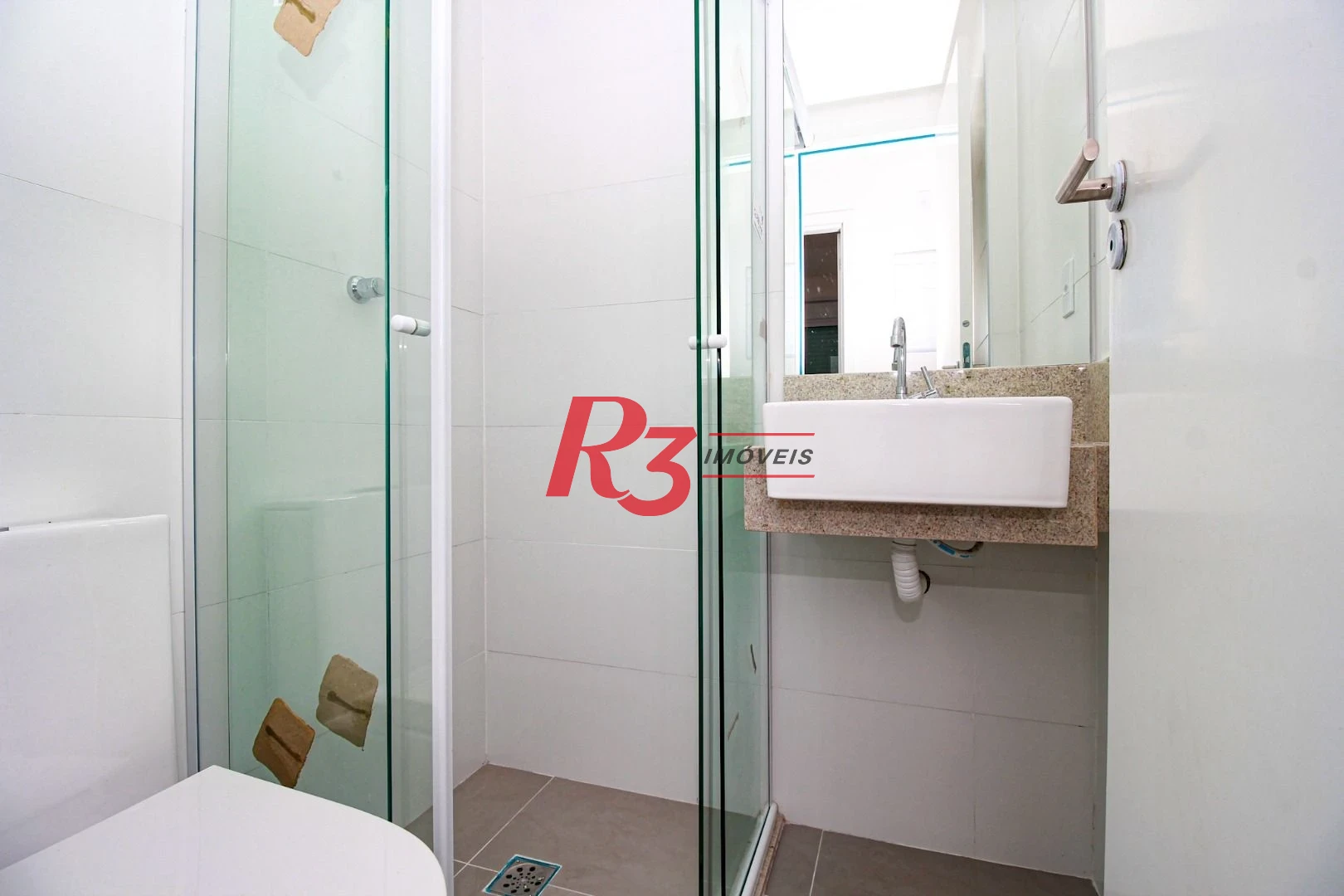 Apartamento com 2 dormitórios à venda, 58 m² por R$ 640.000,00 - Marapé - Santos/SP