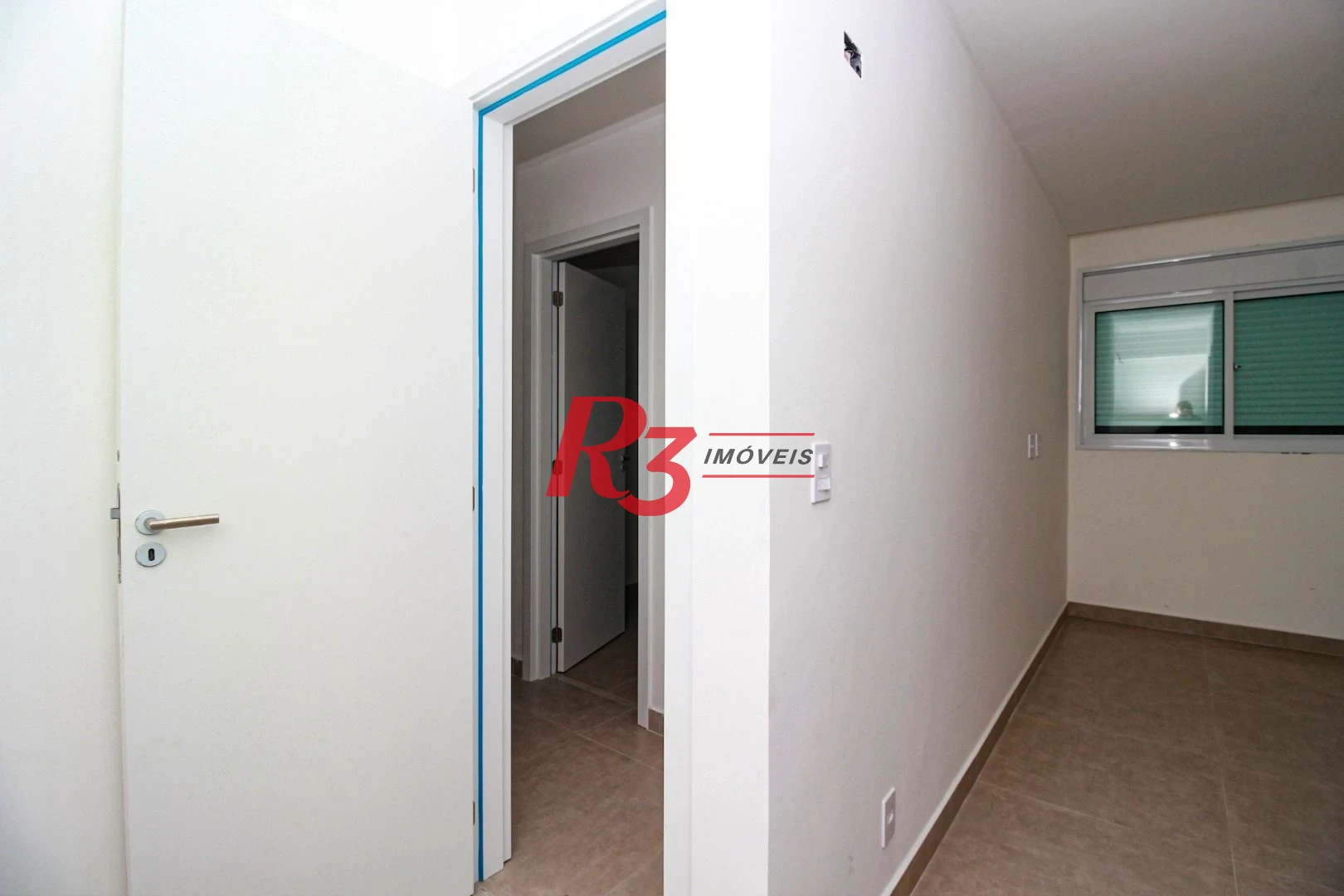 Apartamento com 2 dormitórios à venda, 58 m² por R$ 640.000,00 - Marapé - Santos/SP