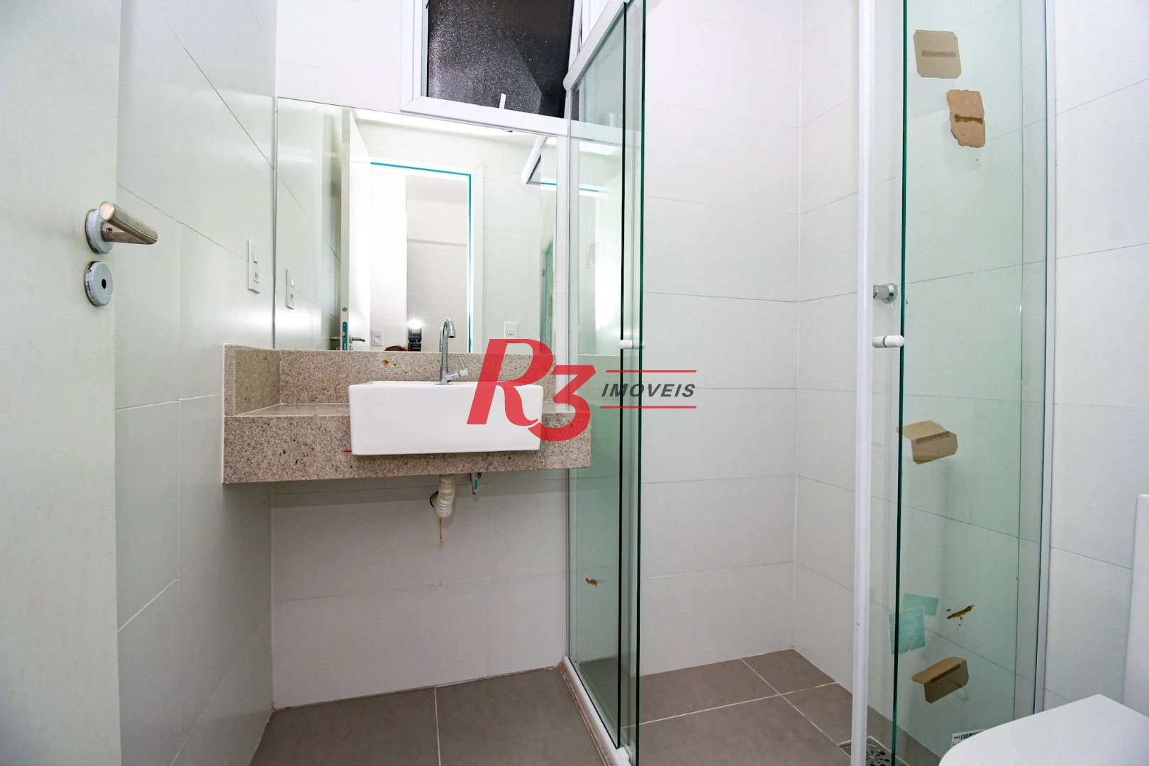 Apartamento com 2 dormitórios à venda, 58 m² por R$ 640.000,00 - Marapé - Santos/SP