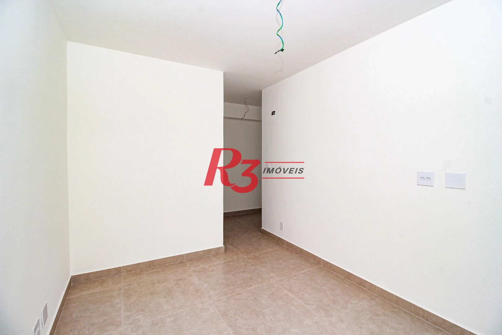 Apartamento com 2 dormitórios à venda, 58 m² por R$ 640.000,00 - Marapé - Santos/SP