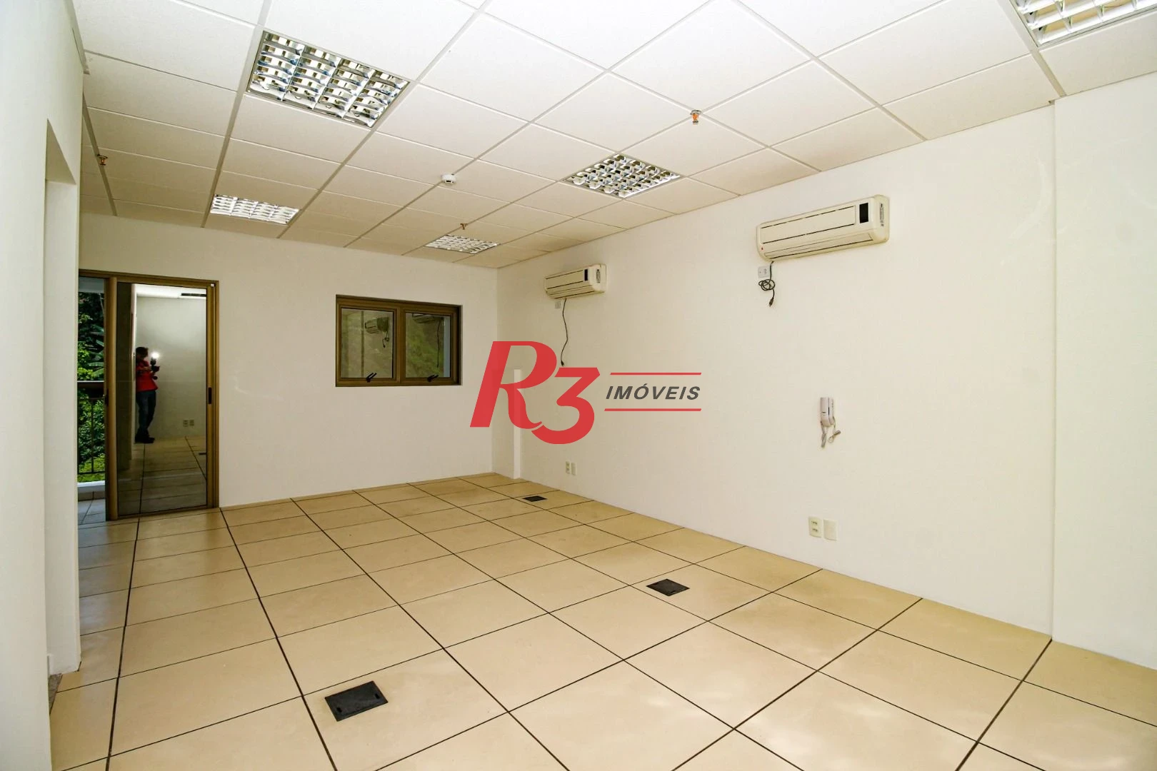 Sala, 43 m² - venda por R$ 280.000,00 ou aluguel por R$ 2.500,00/mês - Valongo - Santos/SP
