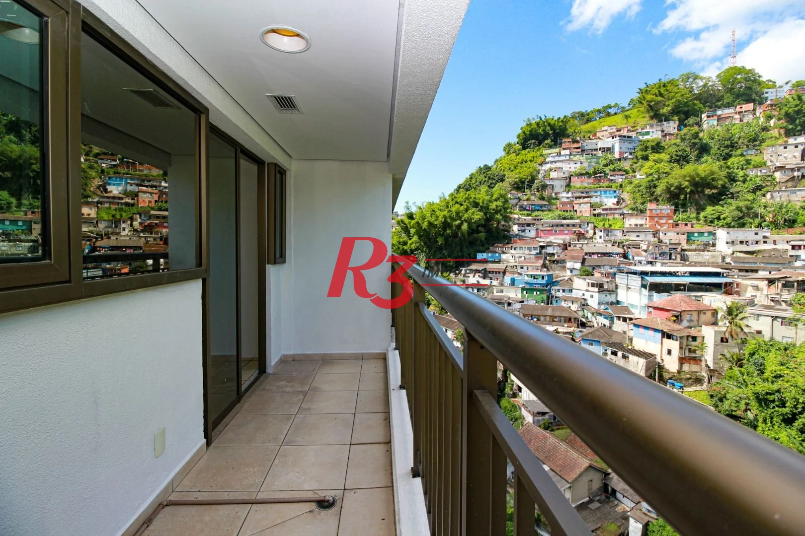 Sala, 43 m² - venda por R$ 280.000,00 ou aluguel por R$ 2.500,00/mês - Valongo - Santos/SP