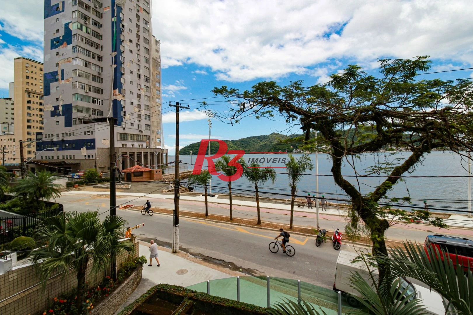 Apartamento com 2 dormitórios à venda, 105 m² - Centro - São Vicente/SP