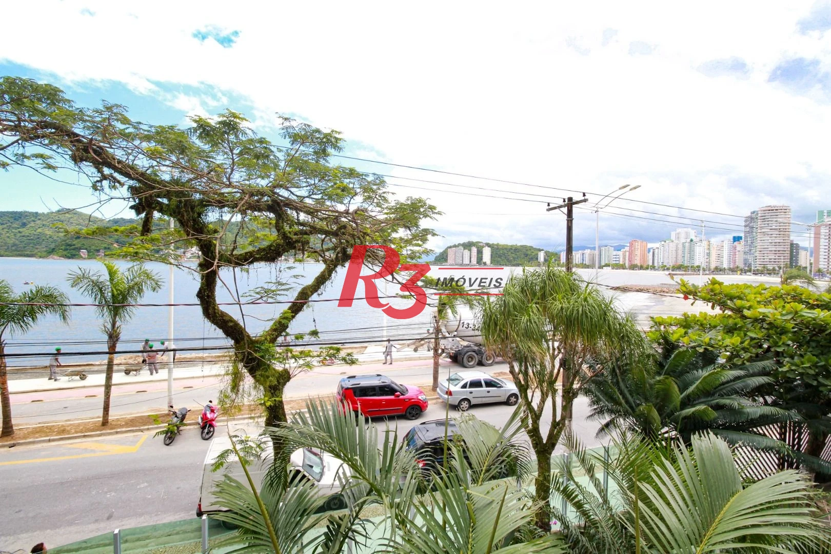 Apartamento com 2 dormitórios à venda, 105 m² - Centro - São Vicente/SP
