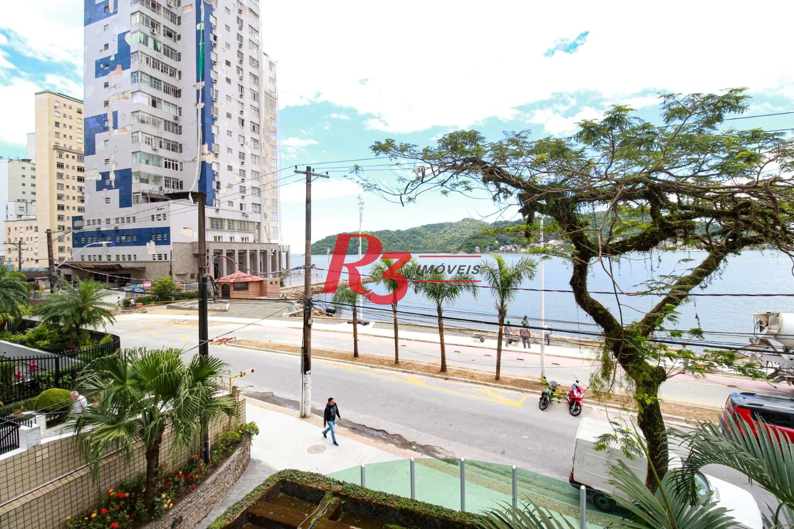 Apartamento com 2 dormitórios à venda, 105 m² - Centro - São Vicente/SP
