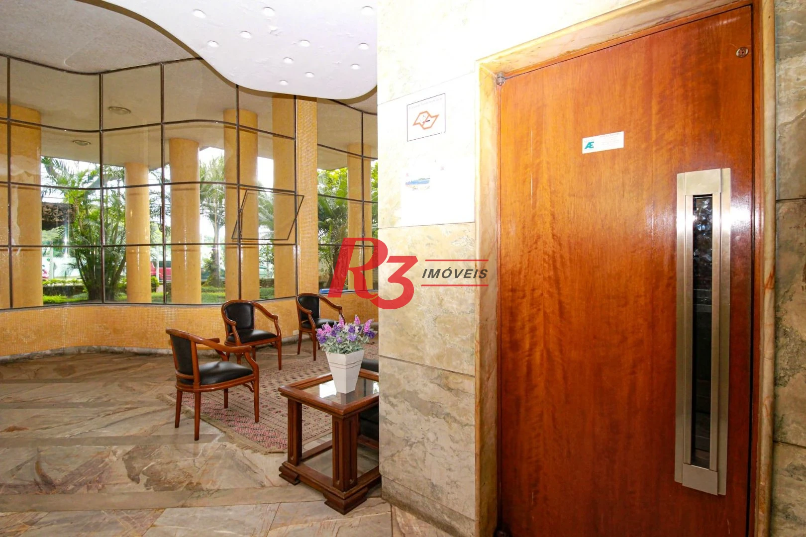 Apartamento com 2 dormitórios à venda, 105 m² - Centro - São Vicente/SP