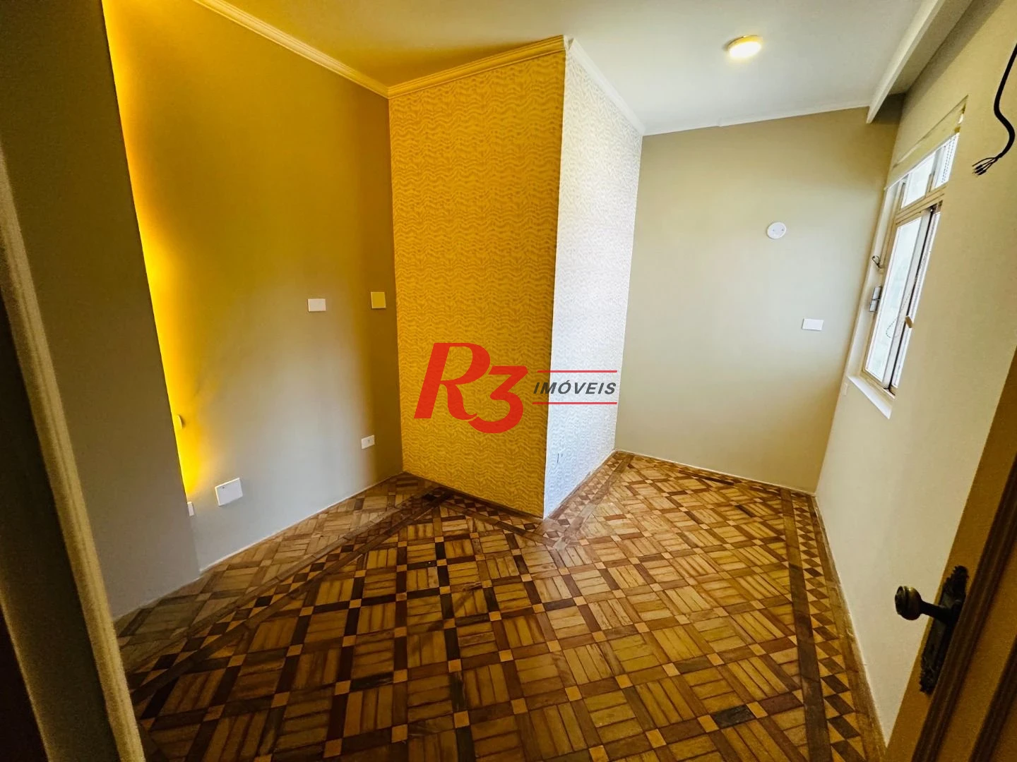 Casa para alugar, 200 m² por R$ 15.670,00/mês - Gonzaga - Santos/SP