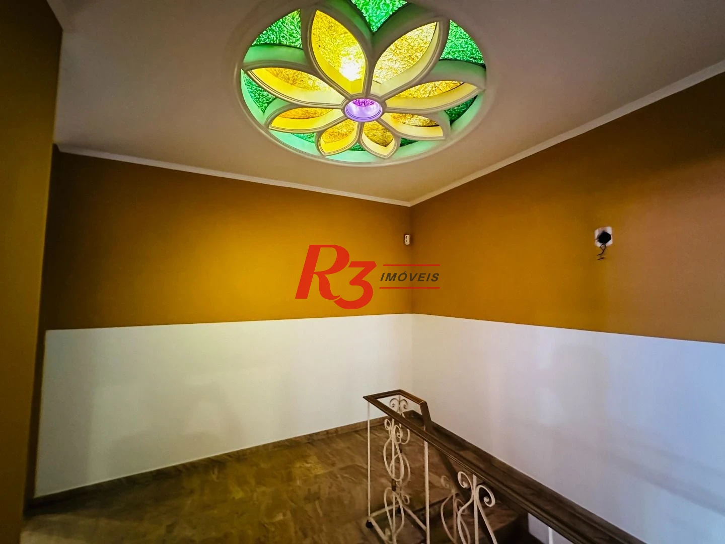 Casa para alugar, 200 m² por R$ 15.670,00/mês - Gonzaga - Santos/SP