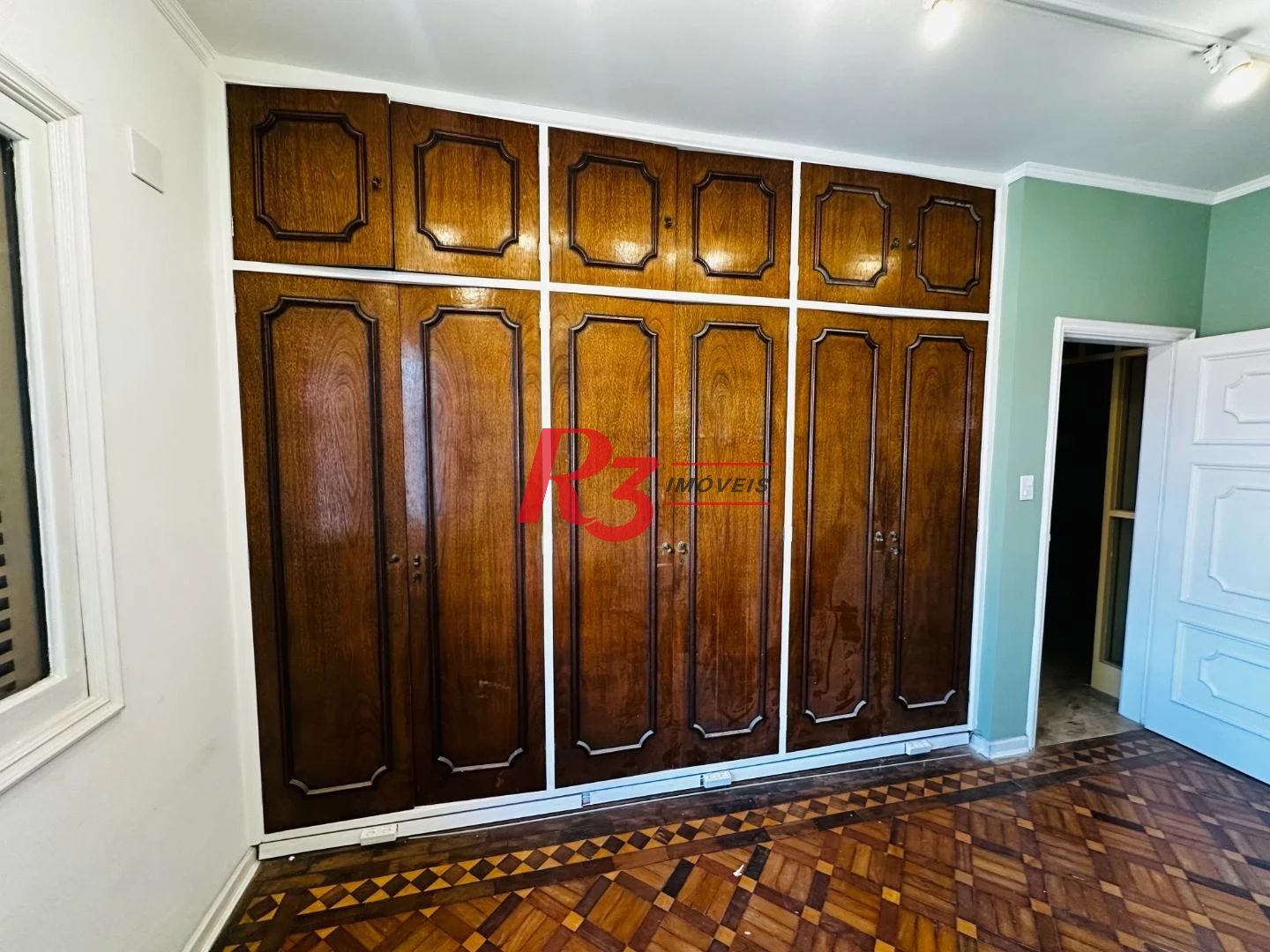 Casa para alugar, 200 m² por R$ 15.670,00/mês - Gonzaga - Santos/SP