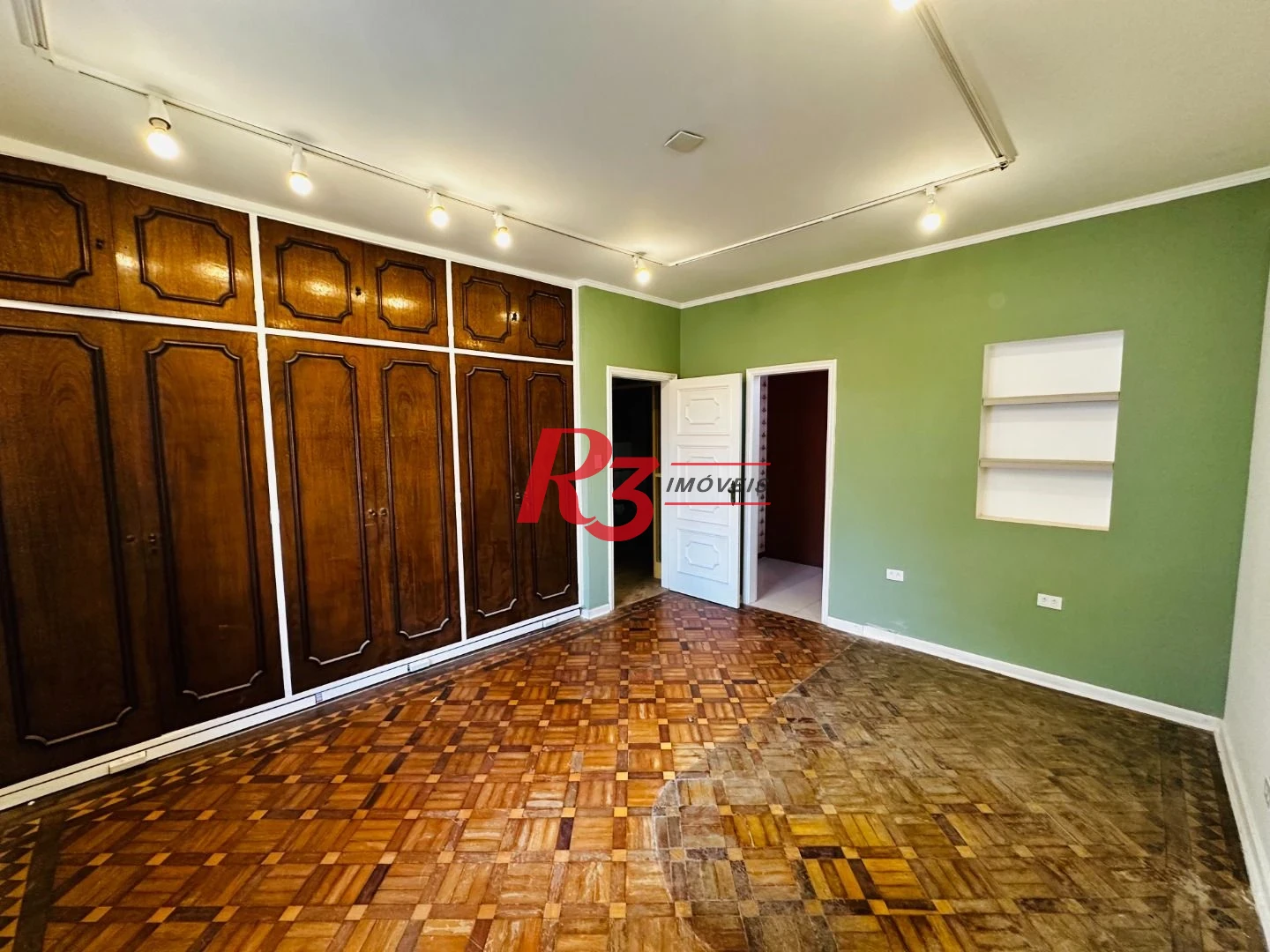 Casa para alugar, 200 m² por R$ 15.670,00/mês - Gonzaga - Santos/SP