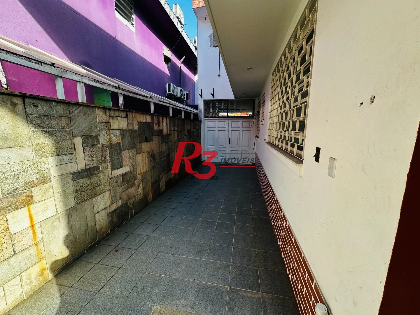 Casa para alugar, 200 m² por R$ 15.670,00/mês - Gonzaga - Santos/SP