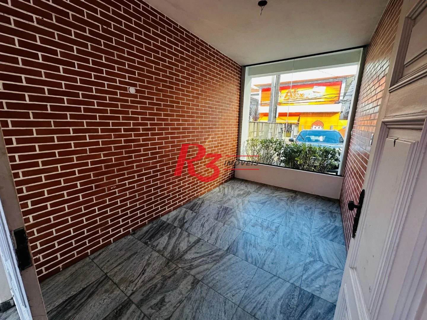 Casa para alugar, 200 m² por R$ 15.670,00/mês - Gonzaga - Santos/SP