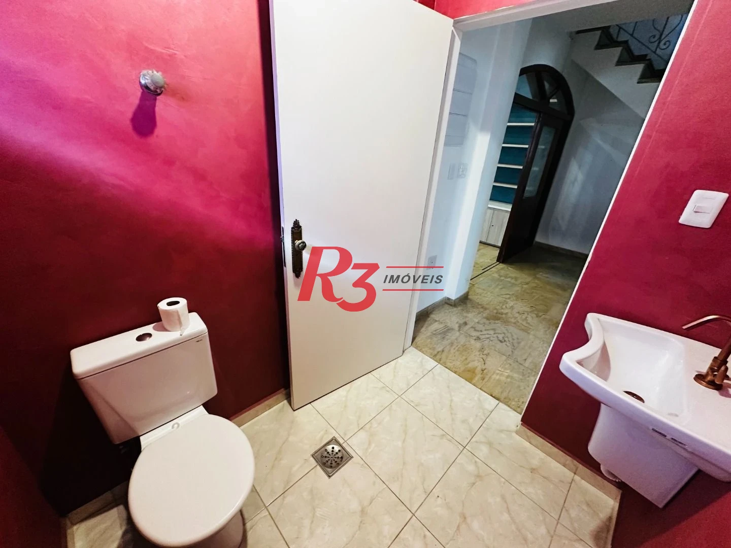 Casa para alugar, 200 m² por R$ 15.670,00/mês - Gonzaga - Santos/SP