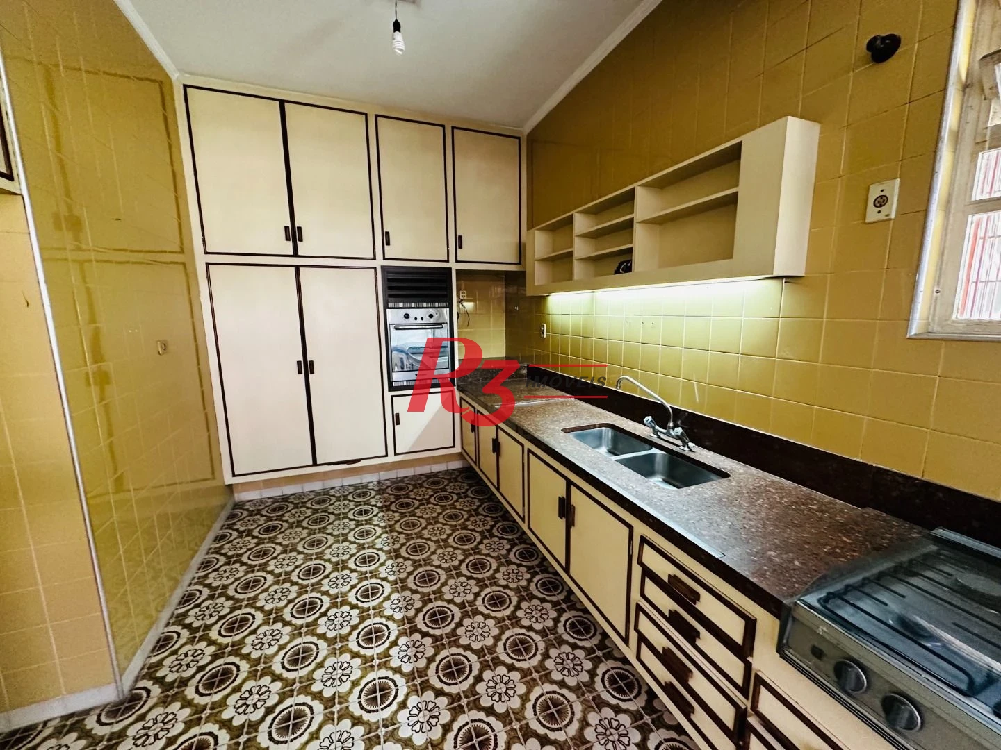 Casa para alugar, 200 m² por R$ 15.670,00/mês - Gonzaga - Santos/SP