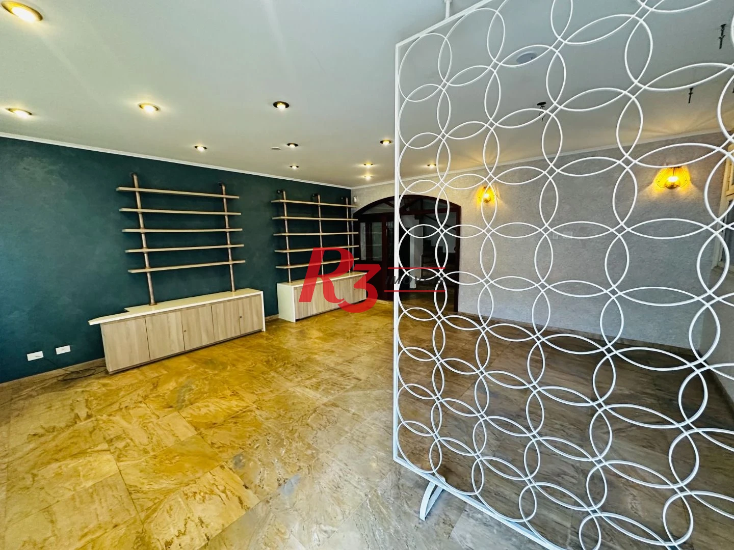 Casa para alugar, 200 m² por R$ 15.670,00/mês - Gonzaga - Santos/SP