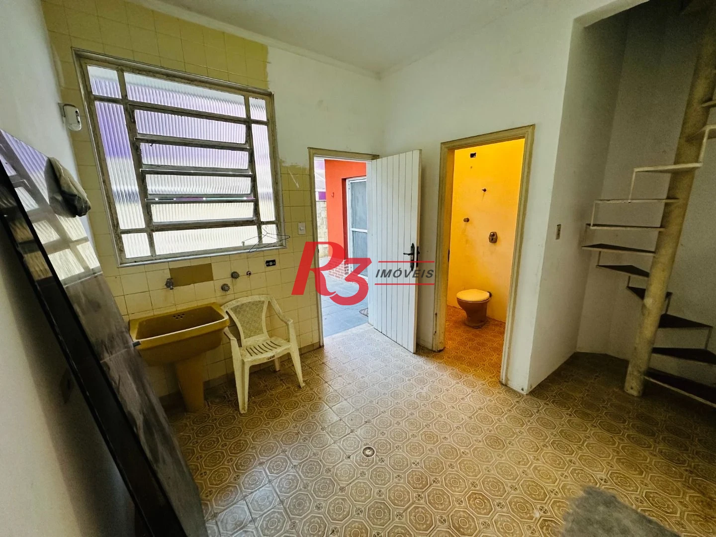 Casa para alugar, 200 m² por R$ 15.670,00/mês - Gonzaga - Santos/SP
