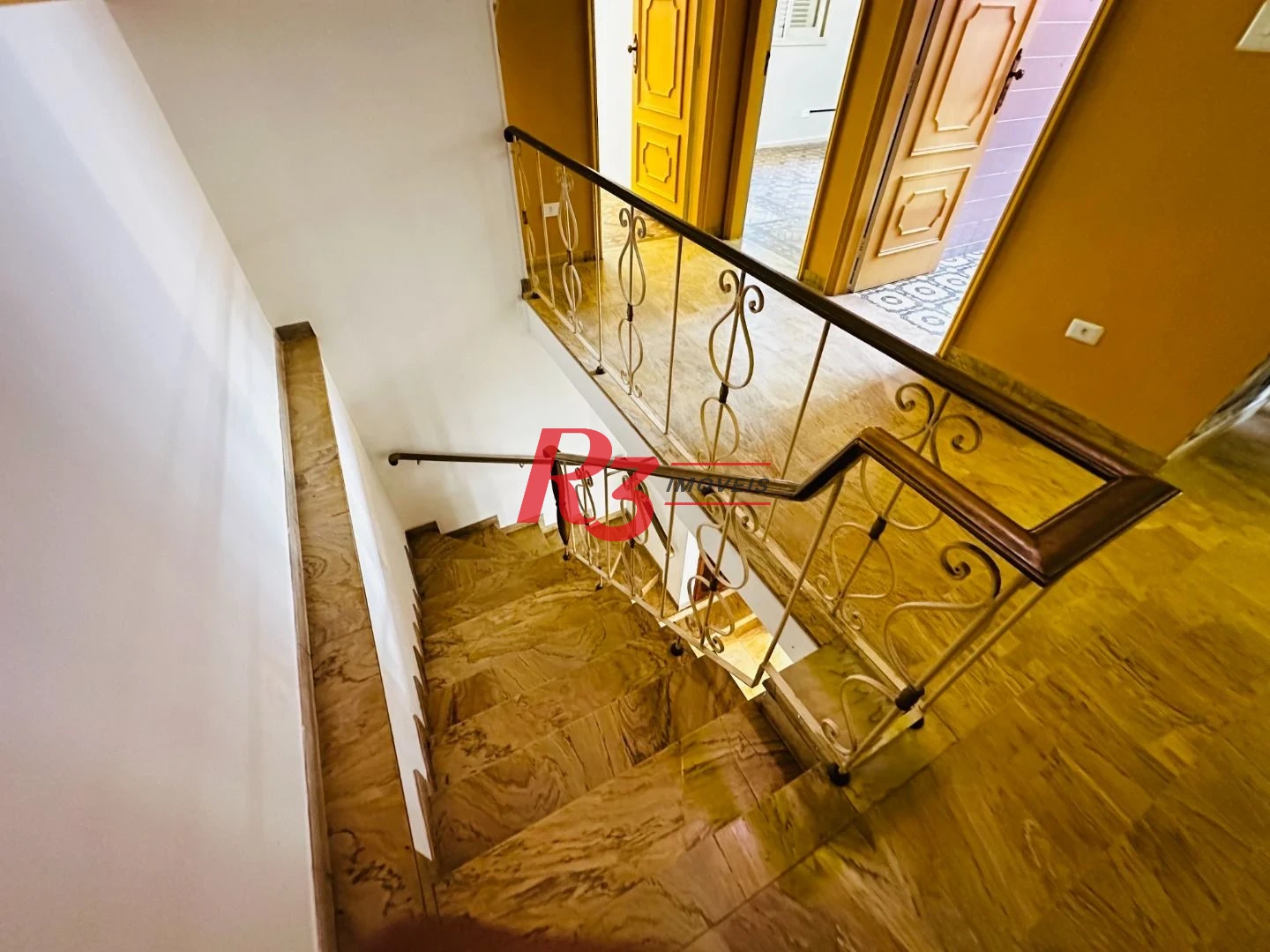 Casa para alugar, 200 m² por R$ 15.670,00/mês - Gonzaga - Santos/SP