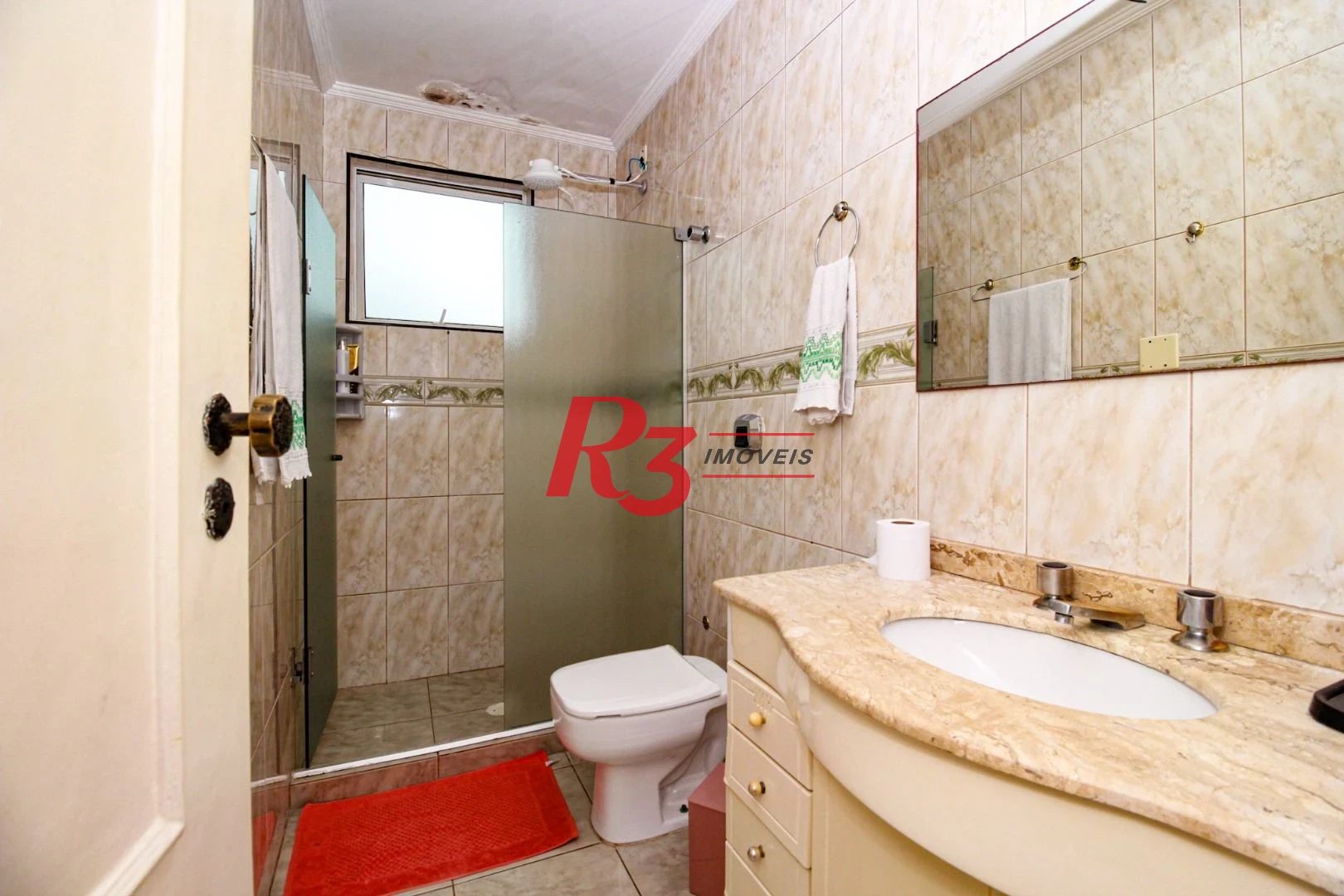 Cobertura com 3 dormitórios à venda, 271 m² por R$ 1.700.000,00 - Gonzaga - Santos/SP