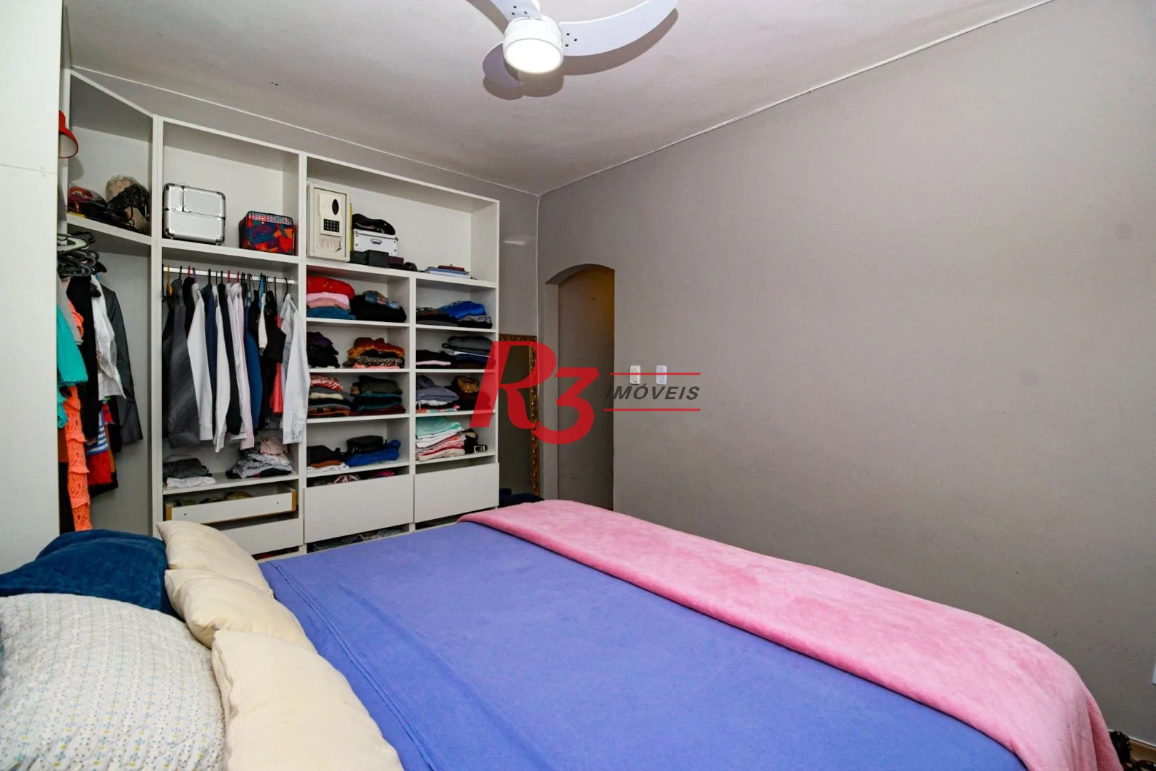 Cobertura com 3 dormitórios à venda, 271 m² por R$ 1.700.000,00 - Gonzaga - Santos/SP