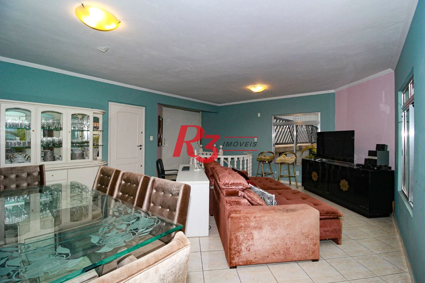 Cobertura com 3 dormitórios à venda, 271 m² por R$ 1.700.000,00 - Gonzaga - Santos/SP
