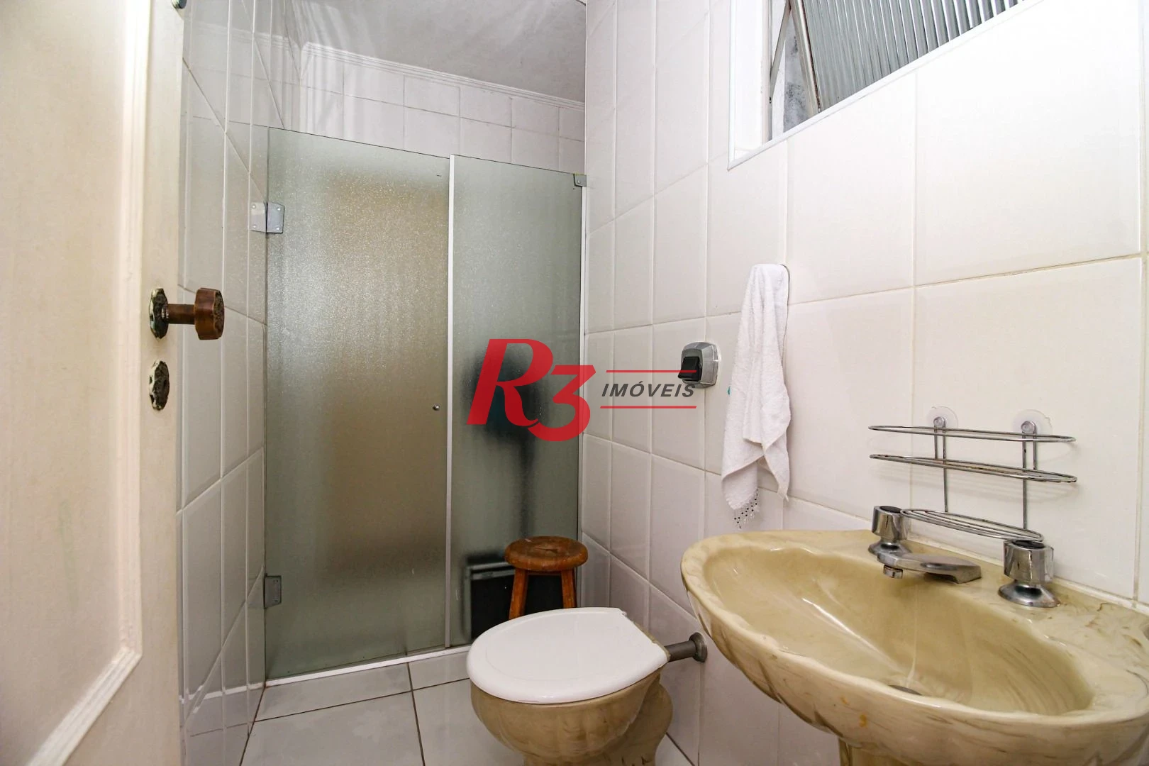 Cobertura com 3 dormitórios à venda, 271 m² por R$ 1.700.000,00 - Gonzaga - Santos/SP