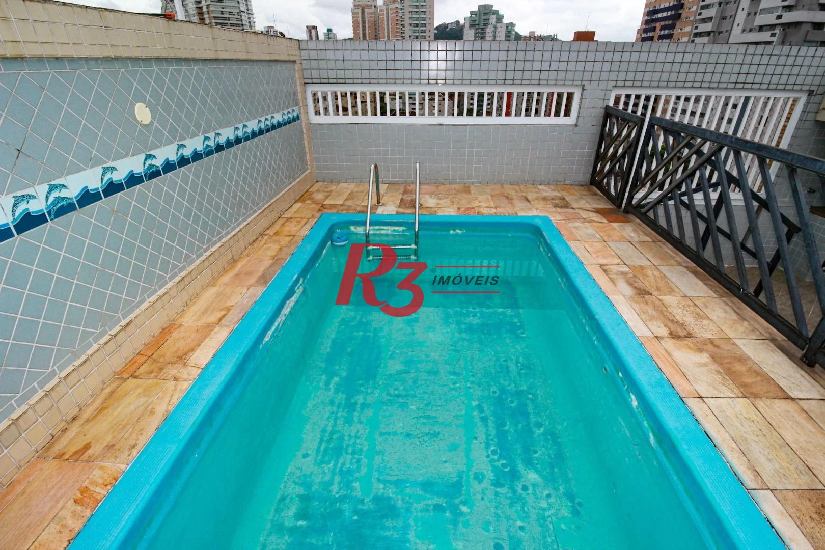 Cobertura com 3 dormitórios à venda, 271 m² por R$ 1.700.000,00 - Gonzaga - Santos/SP