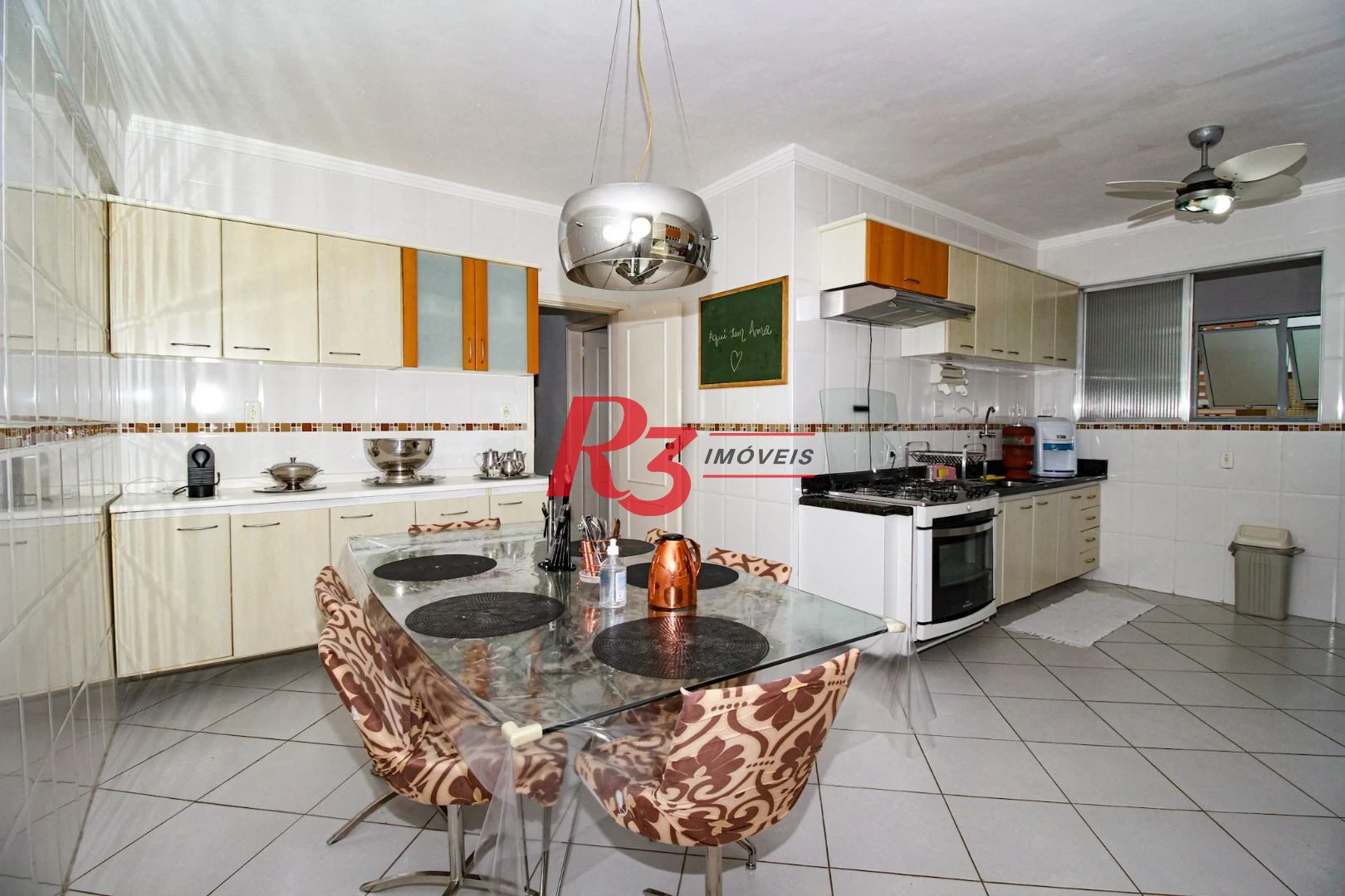Cobertura com 3 dormitórios à venda, 271 m² por R$ 1.700.000,00 - Gonzaga - Santos/SP