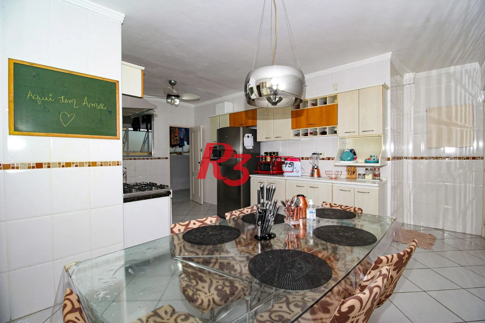 Cobertura com 3 dormitórios à venda, 271 m² por R$ 1.700.000,00 - Gonzaga - Santos/SP